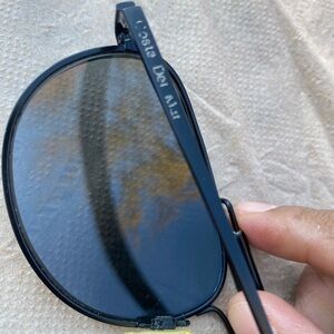 Costa Black Aviator Sunglasses es de hombre y mujer